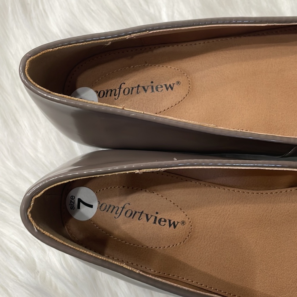 COMFORTVIEW Elena Snake Print Loafers - Picture 8 of 9